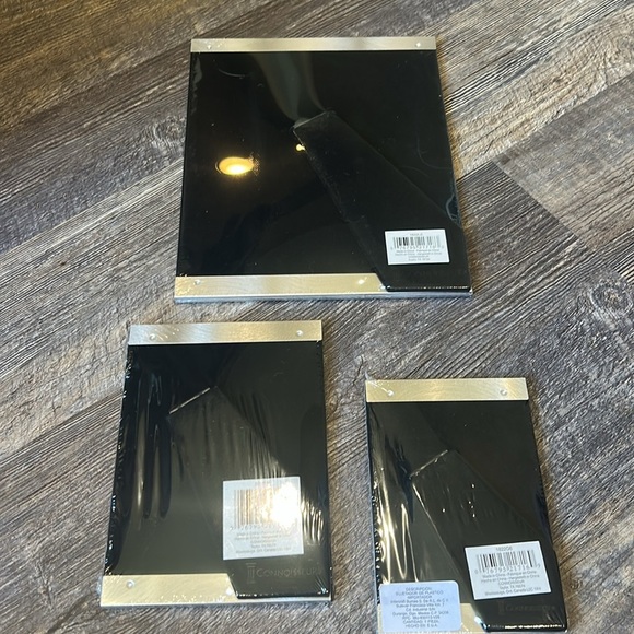 NWT Three Connoisseur stand up picture frames - Picture 5 of 6